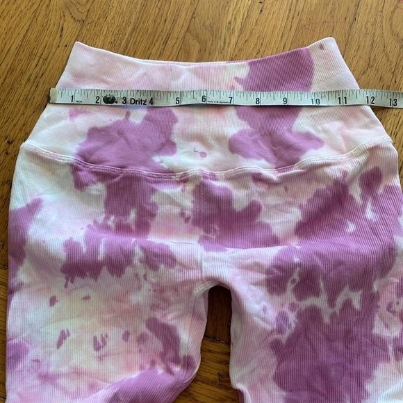 Spiritual Gangster Tie Dye Seamless Purple Leggings Size XS/S - Picture 9 of 13